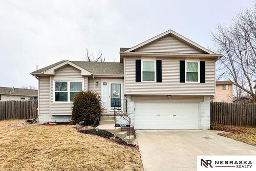 3110 Jason Cir, Bellevue, NE, 68123-2286 | Card Image