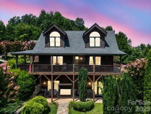 202 Panorama Dr, Nebo, NC, 28761-6113 | Card Image