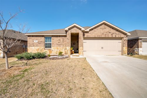 841 Glover Dr, Aubrey, TX, 76227-3332 | Card Image