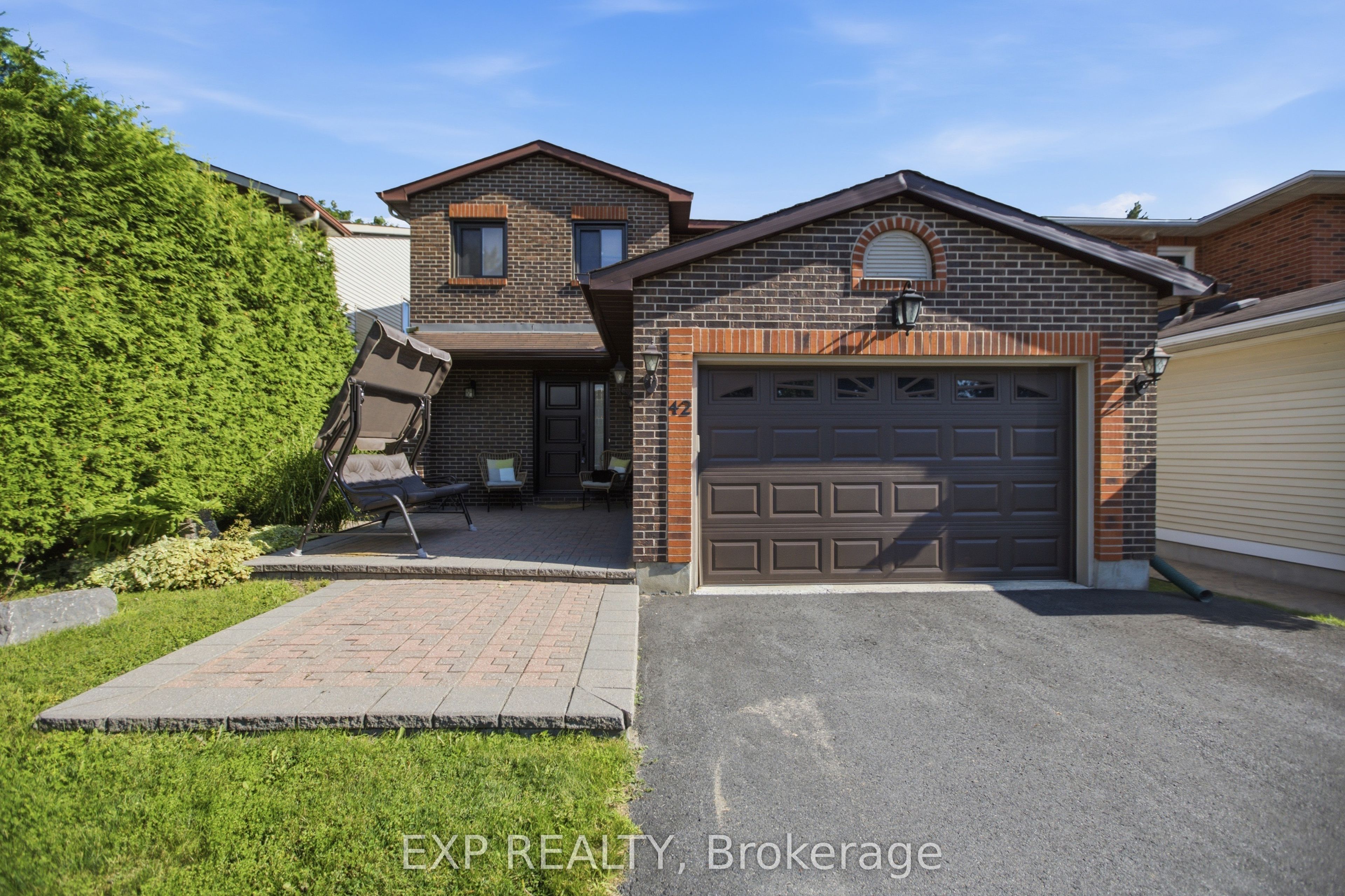 Residential in Cityview - Parkwoods Hills - Rideau Shore 2