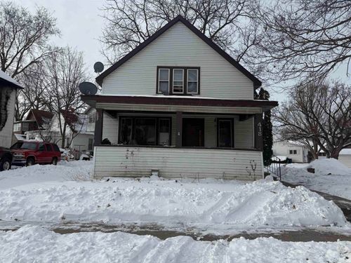 418 Bayard St, Waterloo, IA, 50701-2720 | Card Image