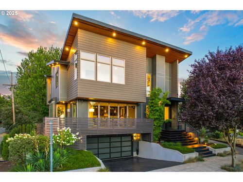 7318 N Olin Ave, Portland, OR, 97203-4560 | Card Image