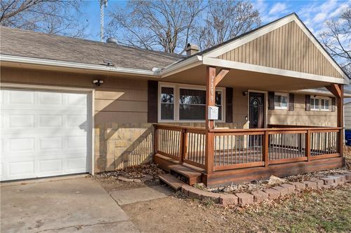 7309 Elm Ave, Raytown, MO, 64133-6441 | Card Image