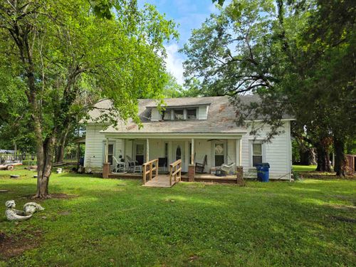 236 Willow Dr, Adamsville, TN, 38310-1944 | Card Image