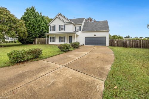 728 W Andrews Xing, Smithfield, VA, 23430-5871 | Card Image