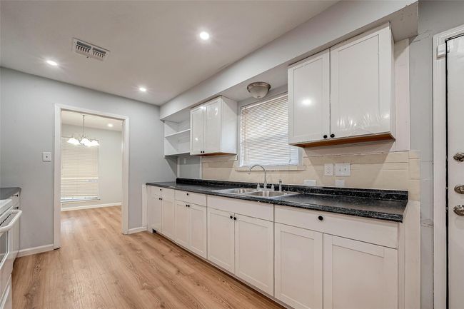 23131 Earlmist Dr, House other with 3 bedrooms, 2 bathrooms and 3 parking in Spring TX | Image 15
