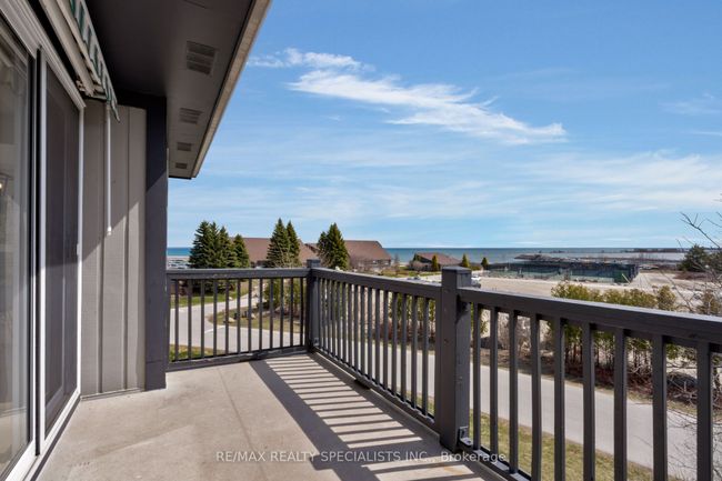 441 Mariners Way, Condo with 3 bedrooms, 2 bathrooms and 2 parking in Collingwood ON | Image 10
