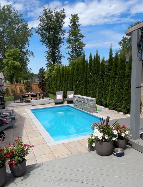 6021 Montrose Road, Niagara Falls, ON, L2H1L4 | Card Image