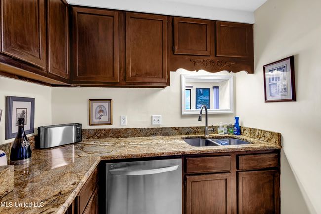 1130Beach#503-13 | Image 31