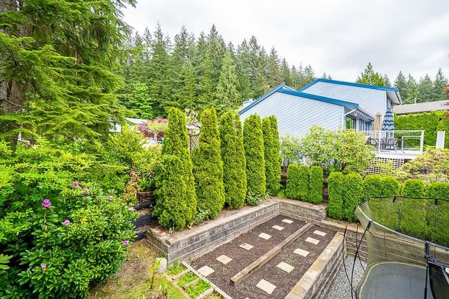 6 Elsdon Bay, House other with 5 bedrooms, 3 bathrooms and 8 parking in Port Moody BC | Image 34