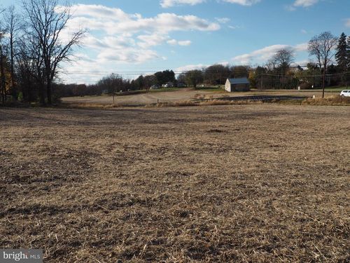 19 Old Stone House Rd S, BOILING SPRINGS, PA, 17007 | Card Image
