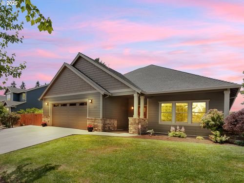 3641 N Dahlia St, Newberg, OR, 97132-7549 | Card Image