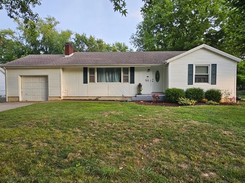 421 W Dunn St, Monett, MO, 65708-1907 | Card Image
