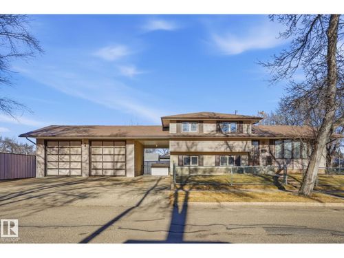 5802 42 Ave, Camrose, AB, T4V2S1 | Card Image