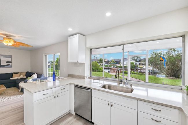 6521 Bimini Ct, House other with 3 bedrooms, 2 bathrooms and null parking in APOLLO BEACH FL | Image 17