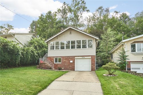 2514 Christensen Ave, Akron, OH, 44314-3543 | Card Image