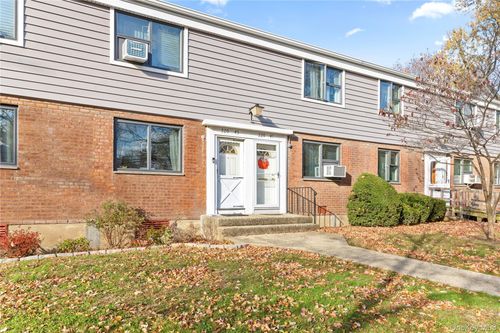 upper-220 73rd Avenue, New York, NY, 11364 | Card Image