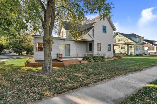 208 Mill St S, Brownsdale, MN, 55918-8826 | Card Image