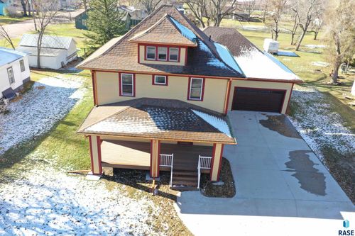 103 N Section Line St, Howard, SD, 57349-8796 | Card Image