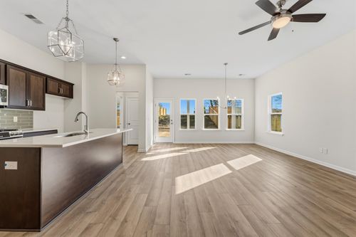 7018 New Horizon Ln, Boiling Springs, SC, 29316-7205 | Card Image