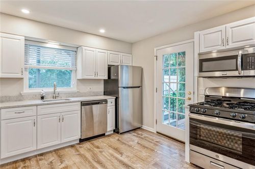 30 Fairview Ave, Tuckahoe, NY, 10707-4144 | Card Image