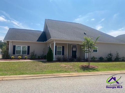 145 Fairway Oaks Dr, Perry, GA, 31069-4561 | Card Image