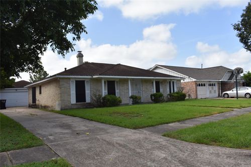 10427 Huntington Wood Dr, Houston, TX, 77099-3721 | Card Image