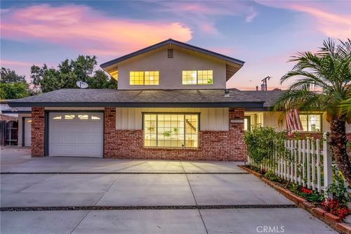 19261 Brae Gln, Santa Ana, CA, 92705-1402 | Card Image