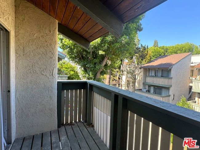 237 - 8601 International Ave, Condo with 2 bedrooms, 1 bathrooms and 1 parking in Canoga Park CA | Image 7