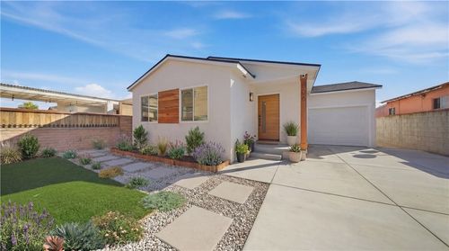 806 W 219th St, Torrance, CA, 90502-2103 | Card Image