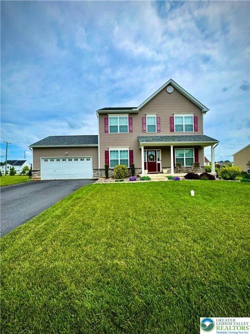 1011 Mabel Pl, Easton, PA, 18045-2043 | Card Image