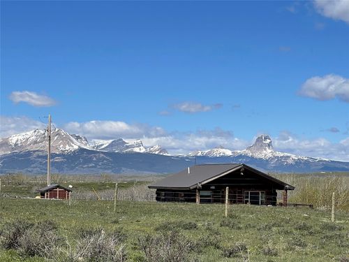 36 Golden Glacier Parklands, Babb, MT, 59411 | Card Image