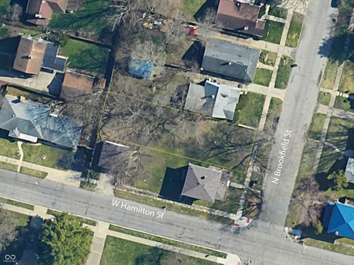 1866 N Brookfield St, South Bend, IN, 46628-3221 | Card Image