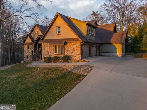 712 Meadow Run Ct, Clarkesville, GA, 30523-3942 | Card Image