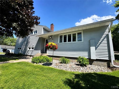2515 Edgewood Rd, Utica, NY, 13501-6330 | Card Image