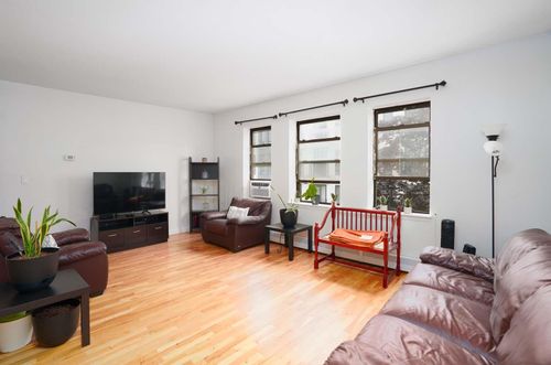 apt-3e-54 Veronica Pl, Brooklyn, NY, 11226-4167 | Card Image