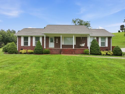 700 Sleepy Hollow Rd, Pulaski, TN, 38478-6638 | Card Image