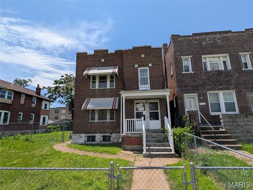 4124 W Belle Place, St Louis, MO, 63108 | Card Image