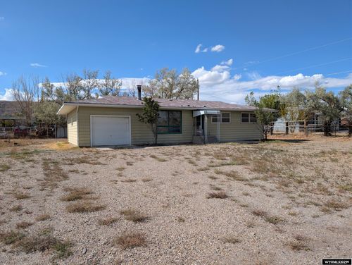 807 Bannock Dr, Rock Springs, WY, 82901-3105 | Card Image