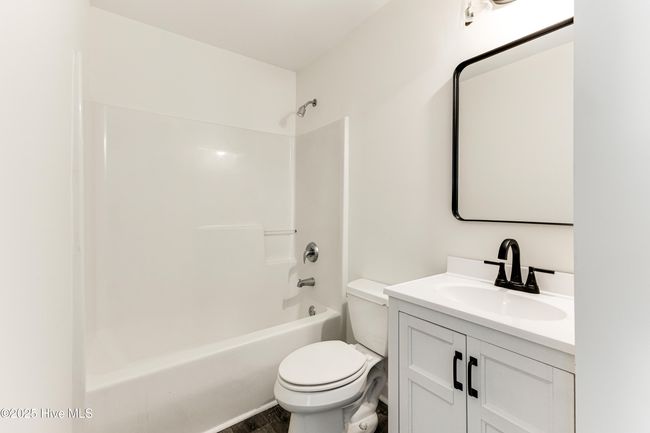 5249 Minnesota Dr Se, House other with 5 bedrooms, 3 bathrooms and 2 parking in Southport NC | Image 19