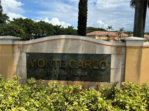 570 Saint Michelle Way, Margate, FL, 33068-6209 | Card Image