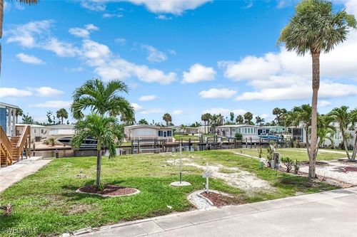 17841 Peppard Dr, FORT MYERS BEACH, FL, 33931-7148 | Card Image