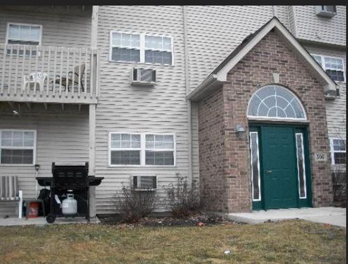 apt-1b-500 Cunat Blvd, Richmond, IL, 60071-8905 | Card Image