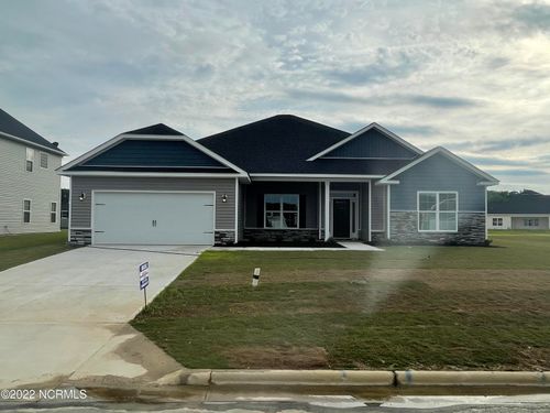 413 Lemonade Lane, Grimesland, NC, 27837 | Card Image
