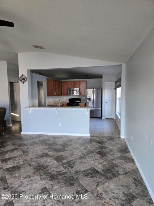 14392 Wake Robin Dr, BROOKSVILLE, FL, 34604-1419 | Card Image