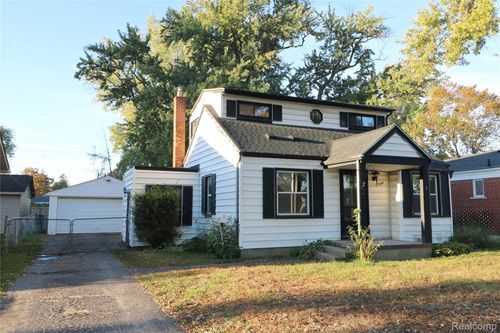 21524 Fresard St, Saint Clair Shores, MI, 48080-1216 | Card Image