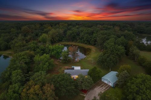 1117 County Road 1067, AUXVASSE, MO, 65231-3107 | Card Image