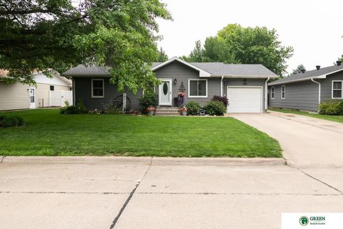 1519 Raell Drive, York, NE, 68467 | Card Image