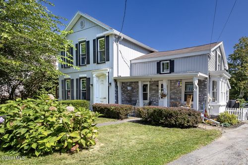 21 Main St, Rexford, NY, 12148-1132 | Card Image