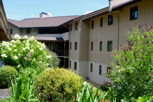 unit-103-224 Woodland Rd, Gatlinburg, TN, 37738-6061 | Card Image
